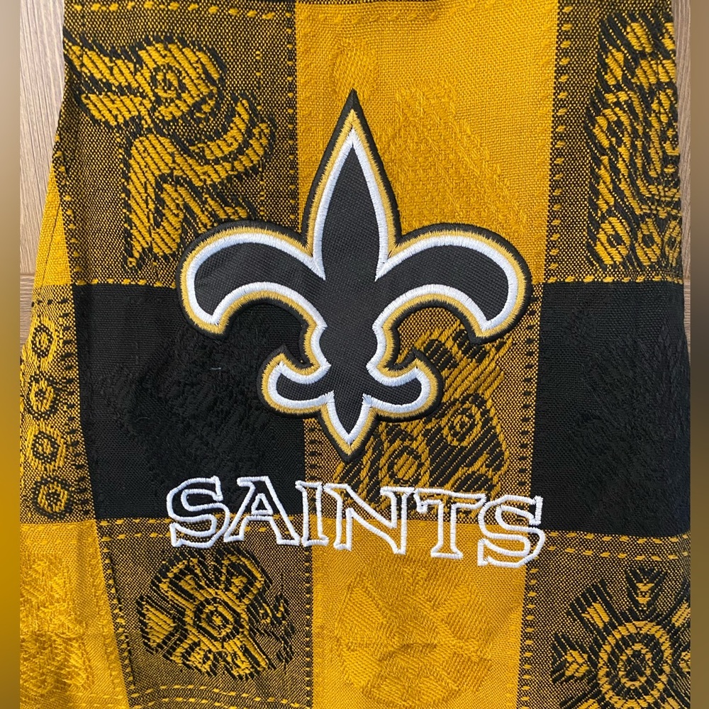 Saints apron